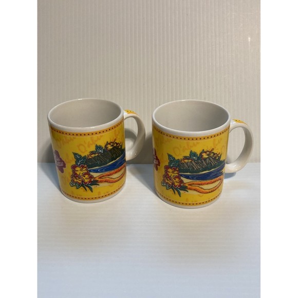 HAWAII Island Heritage Hilo Hattie O’ahu Lei Yellow Mugs Cups 2002 Set of 2 - Picture 4 of 12